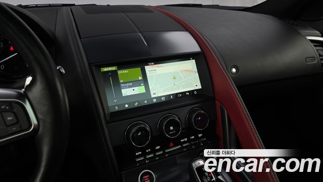 Jaguar F-TYPE 2019 — photo 14