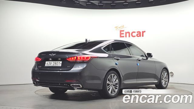 Genesis G80 2018 — photo 2