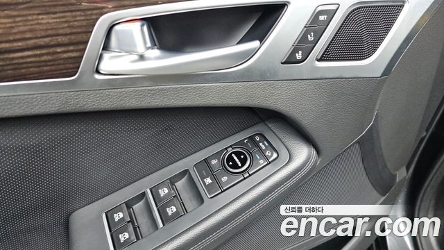 Genesis G80 2018 — photo 19