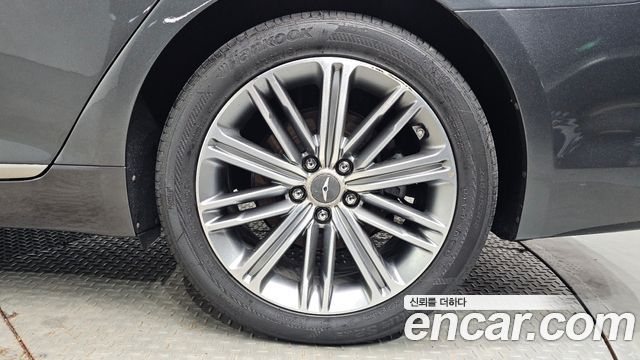 Genesis G80 2018 — photo 7