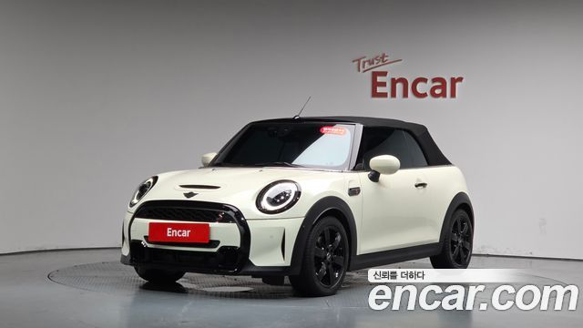 Mini Cooper Convertible 2022 — photo 25