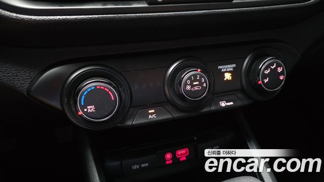 Kia K3 2019 — photo 21