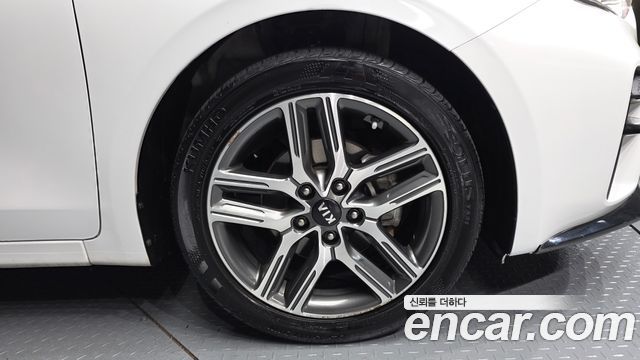 Kia K3 2019 — photo 7