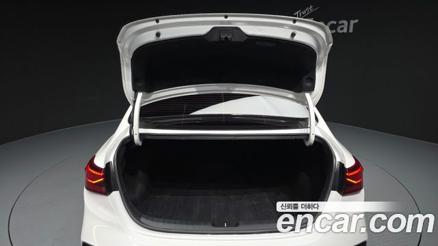 Kia K3 2019 — photo 30