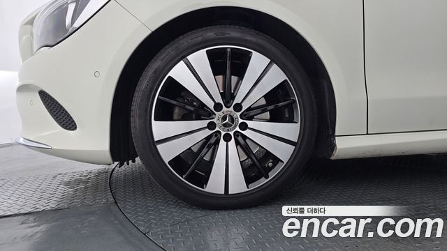 Mercedes-Benz CLA-Class 2018 — photo 5