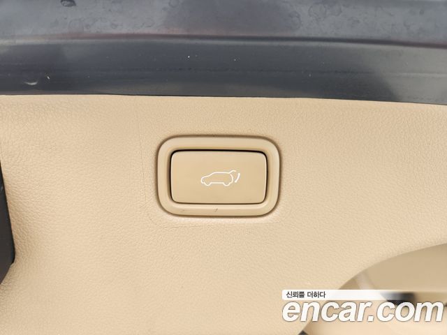 Kia Canival 2017 — photo 13