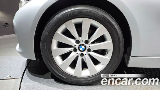 BMW 3-Series 2016 — photo 5