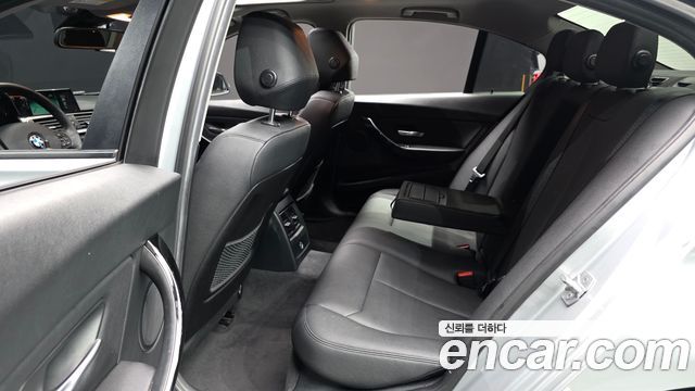 BMW 3-Series 2016 — photo 11
