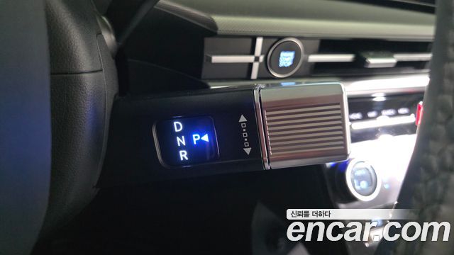 Hyundai Santafe 2024 — photo 12