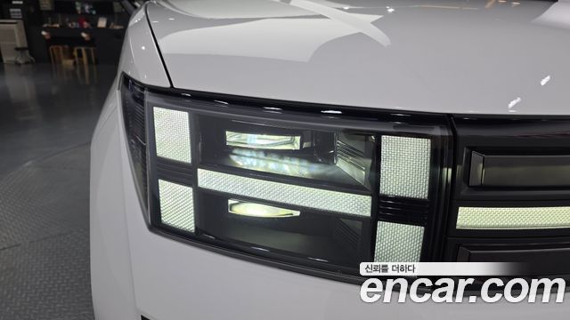 Hyundai Santafe 2024 — photo 8
