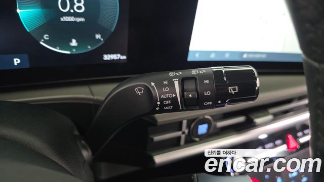 Hyundai Santafe 2024 — photo 30