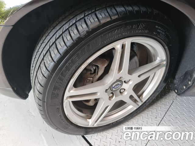 Volvo S80 2013 — photo 18