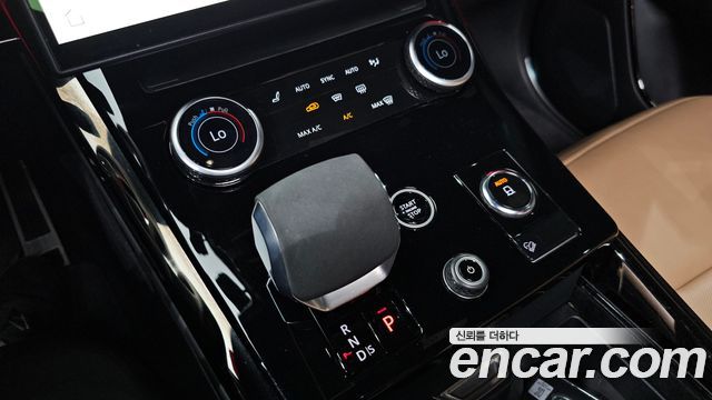 Land Rover Range Rover Sport 2023 — photo 12