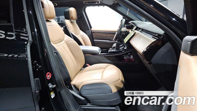 Land Rover Range Rover Sport 2023 — photo 18