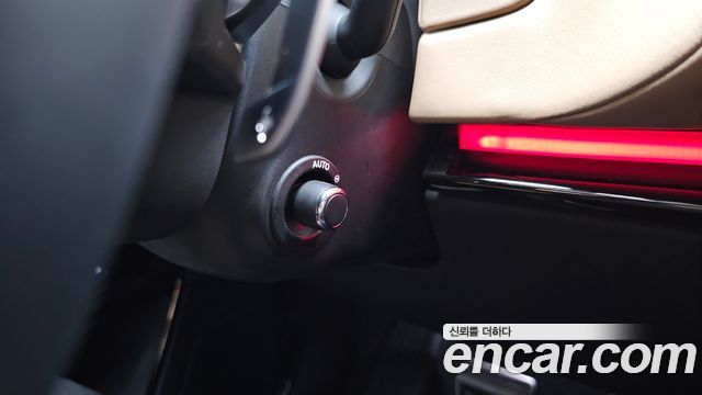 Land Rover Range Rover Sport 2023 — photo 26