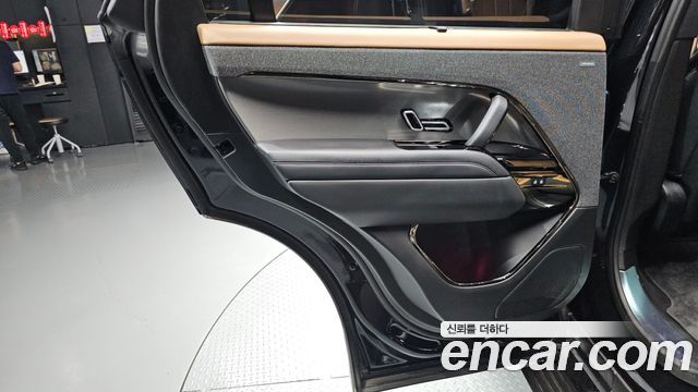 Land Rover Range Rover Sport 2023 — photo 15