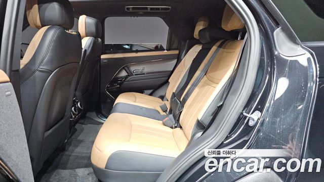 Land Rover Range Rover Sport 2023 — photo 16