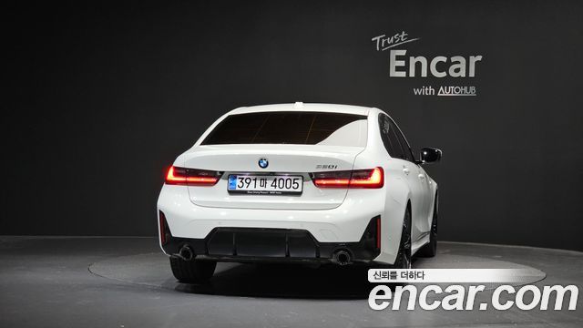 BMW 3-Series 2023 — photo 4