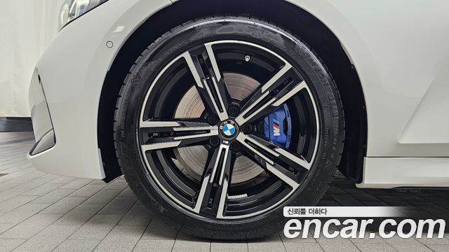 BMW 3-Series 2023 — photo 5