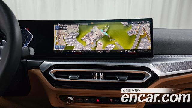 BMW 3-Series 2023 — photo 20