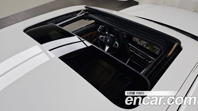 BMW 3-Series 2023 — photo 25