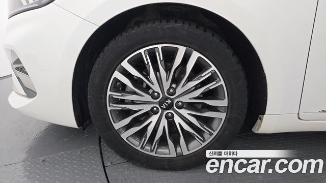 Kia K7 2020 — photo 5