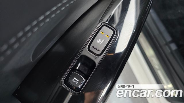 Kia K7 2020 — photo 24