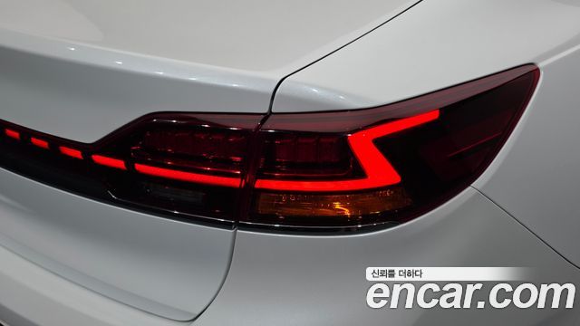 Kia K7 2020 — photo 9