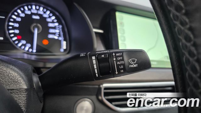 Kia K7 2020 — photo 28