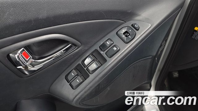 Hyundai Tucson 2012 — photo 24