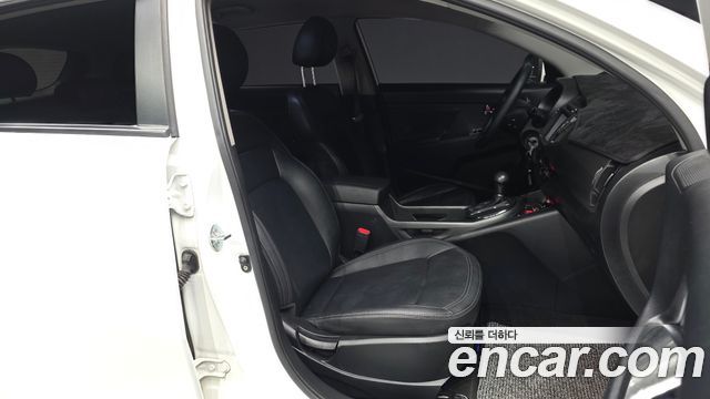 Kia Sportage 2012 — photo 17