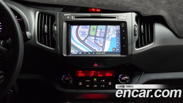 Kia Sportage 2012 — photo 20