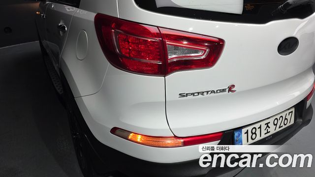Kia Sportage 2012 — photo 9