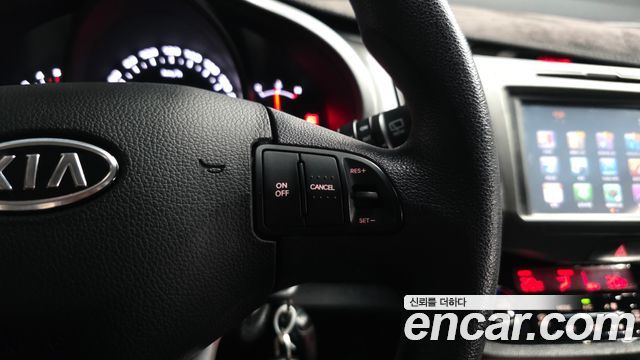 Kia Sportage 2012 — photo 27