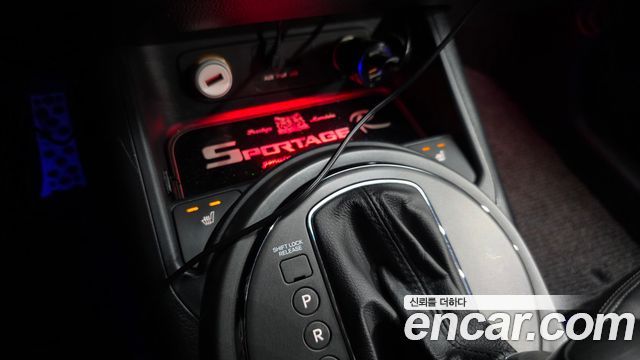 Kia Sportage 2012 — photo 33