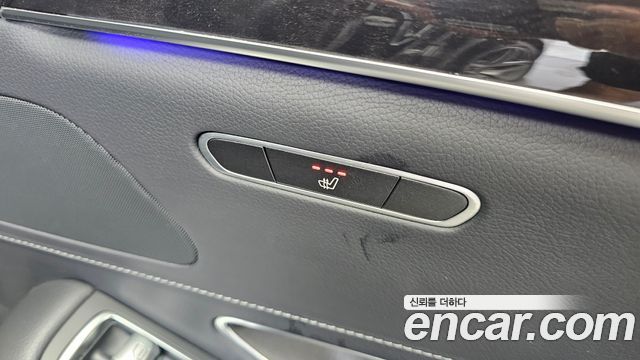 Mercedes-Benz S-Class 2020 — photo 25