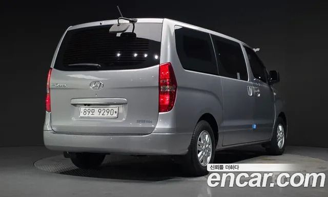 Hyundai Starex 2016 — photo 3