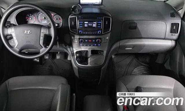 Hyundai Starex 2016 — photo 8