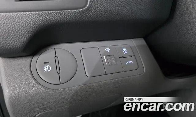 Hyundai Starex 2016 — photo 13