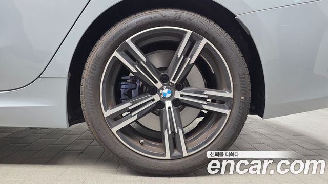 BMW 3-Series 2025 — photo 7