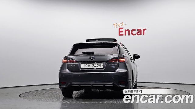 Lexus CT200h 2015 — photo 4