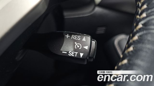 Lexus CT200h 2015 — photo 13
