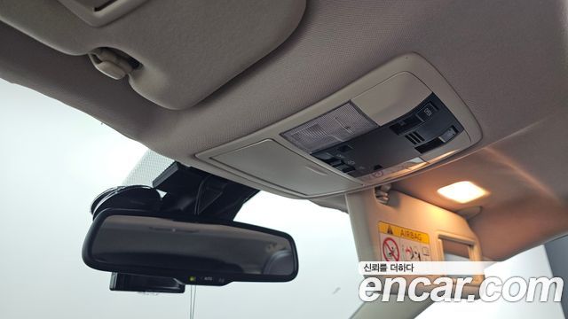 Lexus CT200h 2015 — photo 20