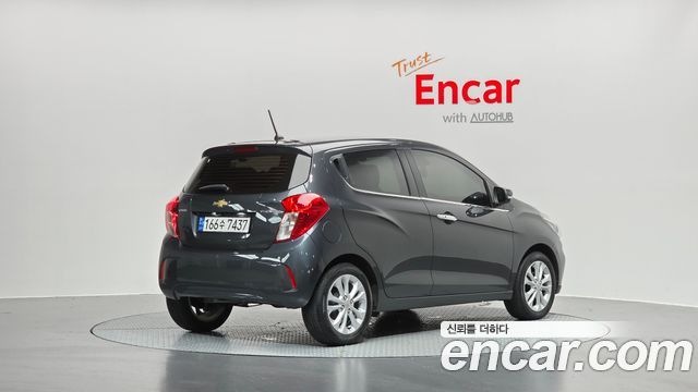 Chevrolet Korea Spark 2022 — photo 2