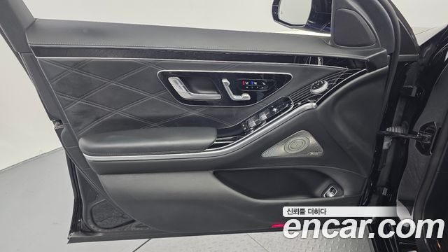 Mercedes-Benz S-Class 2021 — photo 14