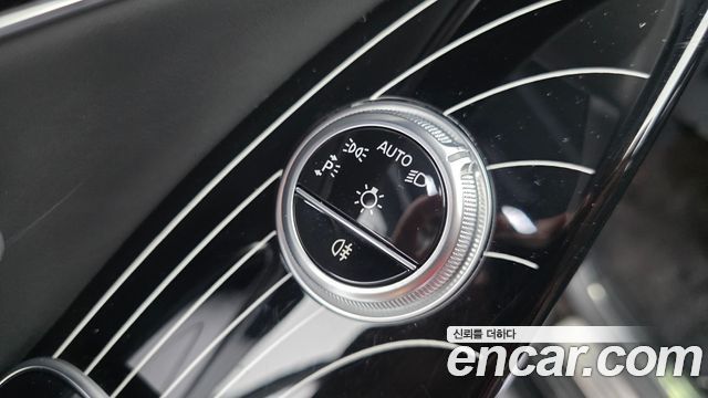 Mercedes-Benz S-Class 2021 — photo 28