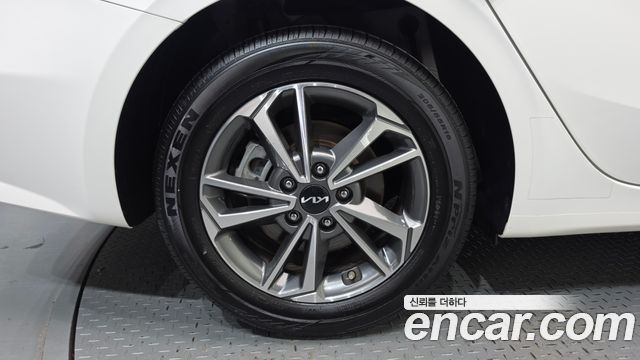 Kia K3 2024 — photo 5