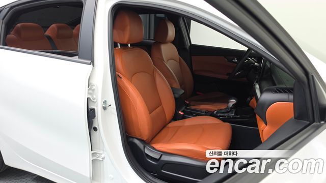 Kia K3 2024 — photo 16