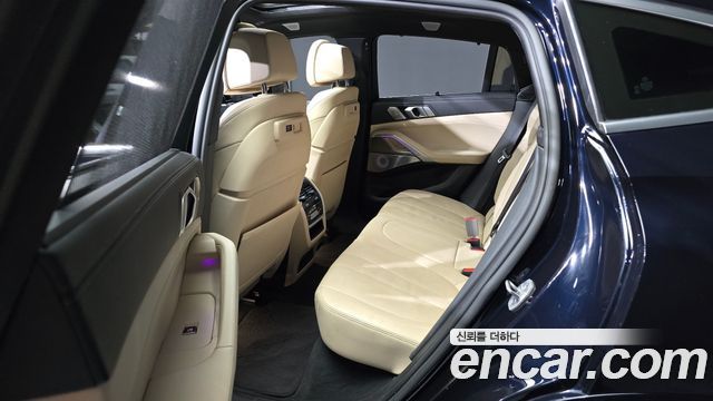 BMW X6 2021 — photo 19