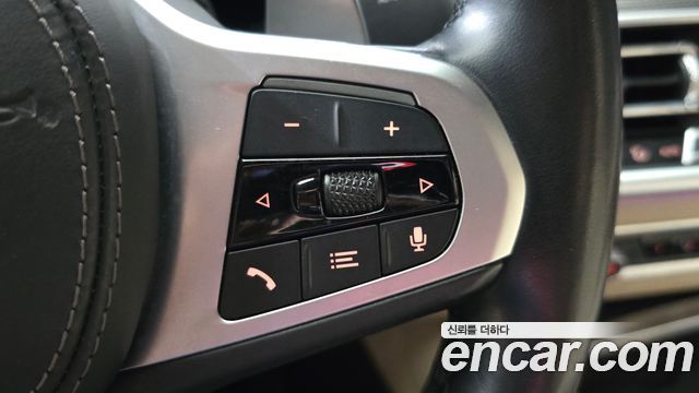 BMW X6 2021 — photo 26